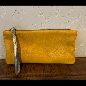 Rough & Tumble Clutch